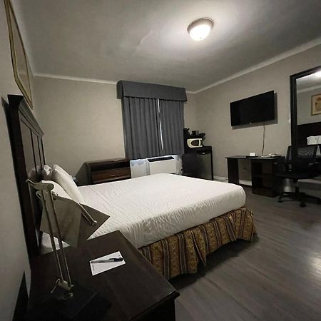 Travelodge By Wyndham London Ontario Kültér fotó